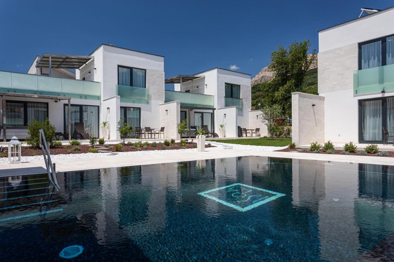 Hotel & Resort Isola Baška Exteriör bild